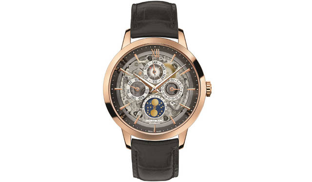 <strong>ヘリテイジ スピリット パーペチュアルカレンダー サファイア</strong><br />ケース｜レッドゴールド<br />直径｜39mm<br />厚さ｜10.24mm<br />ムーブメント｜自動巻き（Cal.MB 29.15）<br />振動数｜2万8800振動／時<br />パワーリザーブ｜約48時間<br />防水｜3気圧<br />機能｜パーペチュアルカレンダー＆ムーンフェイズ表示<br />発売時期|2015年秋<br />価格｜269万2000円（税別）