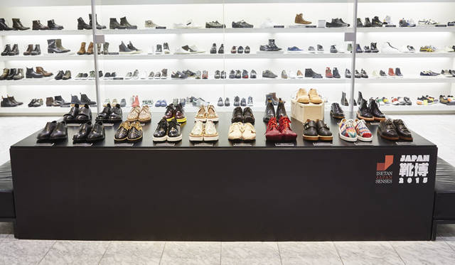 <strong>ISETAN MEN’S｜イセタンメンズ</strong><br />伊勢丹新宿店メンズ館地下1階＝紳士靴売場「JAPAN靴博2015」　