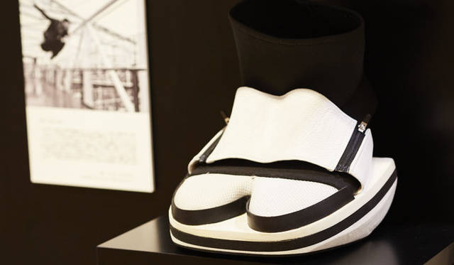 <strong>ISETAN MEN’S｜イセタンメンズ</strong><br />伊勢丹新宿店メンズ館地下1階＝紳士靴売場「JAPAN靴博2015」　専門学校ヒコ・みづのシューズコースの学生の作品　桂ウンホさんの作品