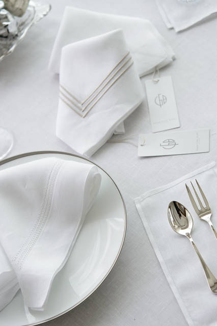 デビューコレクション　テーブルリネン