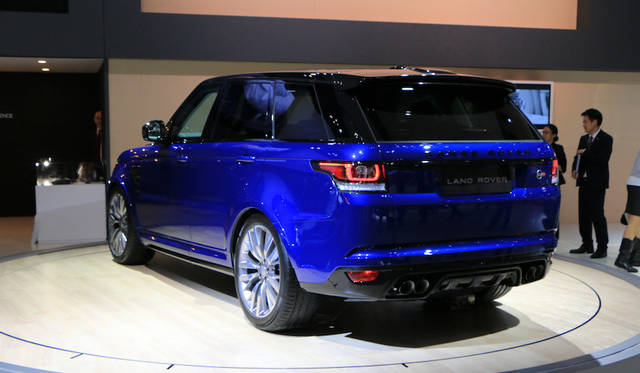 Photograph by ARAKAWA Masayuki