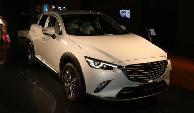 Photographs by OHTO Yasuhiro