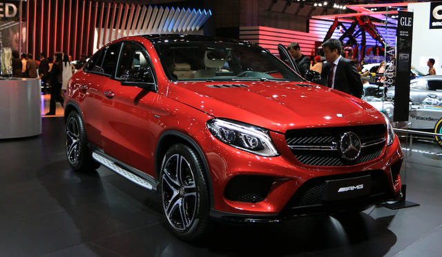 Photograph by  OHTO Yasuhiro