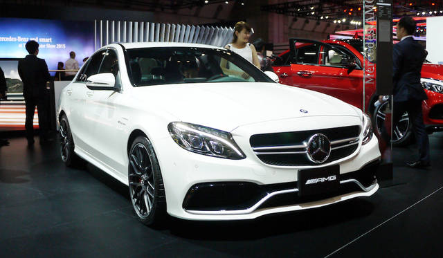 Photograph by  HORIGUCHI Yoshihiro