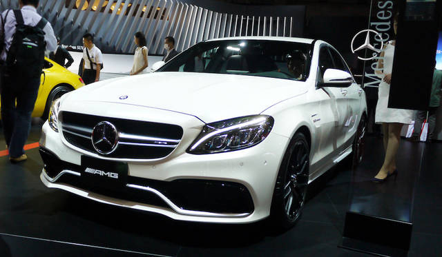 Photograph by  HORIGUCHI Yoshihiro