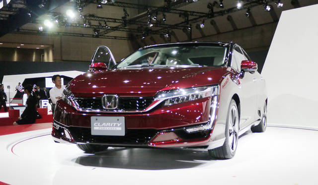 Honda CLARITY FUEL CELL|ホンダ クラリティ フューエルセル 002 Photograph by HORIGUCHI Yoshihiro