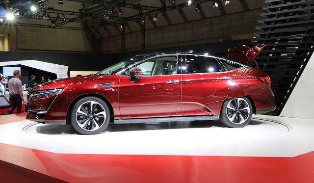 Honda CLARITY FUEL CELL|ホンダ クラリティ フューエルセル 003