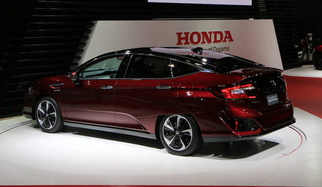 Honda CLARITY FUEL CELL|ホンダ クラリティ フューエルセル 004