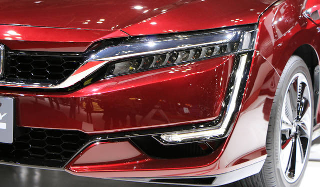 Honda CLARITY FUEL CELL|ホンダ クラリティ フューエルセル 008