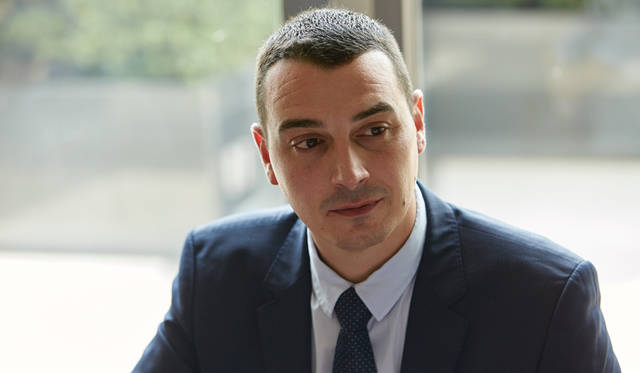 「私が蒸留したオー・ド・ヴィーは私の手ではブレンドされないものがほとんど。私のつぎの世代、そのつぎの世代のためのオー・ド・ヴィーになっていきます」