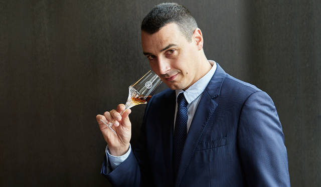 5代目セラーマスターのバティスト・ロワゾー氏