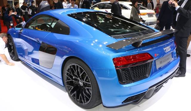 Photograph by OHTO Yasuhiro