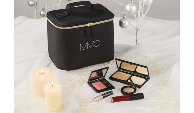 <strong>MiMC｜エムアイエムシー</strong><br />ウィンタークリーミーコフレ 2015 1万2960円