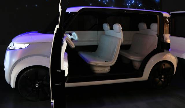 25_nissan-teatro-for-dayz
