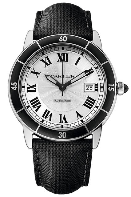 カルティエは、新作時計コレクションとして「ロンド クロワジエール ドゥ カルティエ」を11月6日から発売を開始した<br /><br /><strong>ロンド クロワジエール ドゥ カルティエ</strong><br />ケース｜ステンレススティール<br />直径｜42mm<br />厚さ｜9.7mm<br />ムーブメント｜自動巻き（自社ムーブメントCal.1847 MC）<br />防水｜100m<br />ストラップ｜ブラックカーフスキン＋スティール製ダブル アジャスタブル デプロワイヤントバックル<br />価格｜53万7300円<br /><br />Photo 2000©Cartier