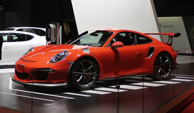 22_porsche-gt3rs_hori