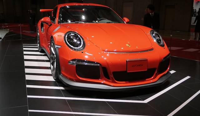 23_porsche-gt3rs_hori