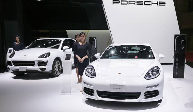 26_porsche-hybrid