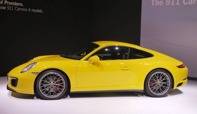 Porsche 911 carrera4|ポルシェ 911 カレラ4 003 Photograph by HORIGUCHI Yoshihiro