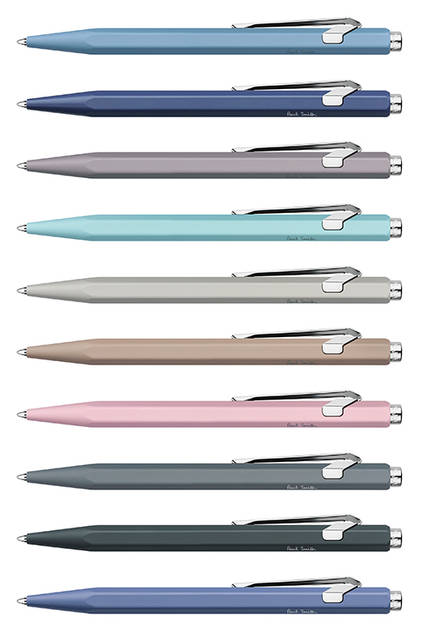 上から、スカイブルー、デニム、ライラック、ミント、パテ、トープ、ソフトピンク、ストレートグレー、オリーブ、モーブの10色の限定色。ポール・スミスの最新のコレクションにも通じる、淡いカラーリングを採用。　価格｜各7560円