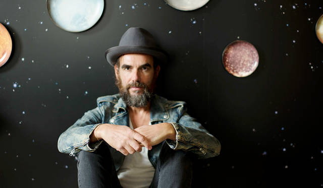 セレッティのアートディレクター、ステファノ・セレッティさん。セレッティの創業者、ロマノ・セレッティ氏の子息で、斬新なテーブルウェアコレクションをつぎつぎに生み出している