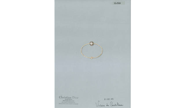 ローズ デ ヴァン ブレスレットのデザイン画 