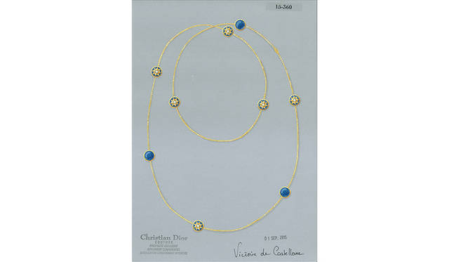 ローズ デ ヴァン ロングネックレスのデザイン画