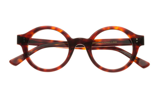 <strong>LC01</strong><br />建築家からインスパイアされたラウンドタイプ。極太のフロントのデザインは、知的な芸術家肌を演出。サングラスタイプも用意。全5色展開予定。  2万6,000円(税抜) 