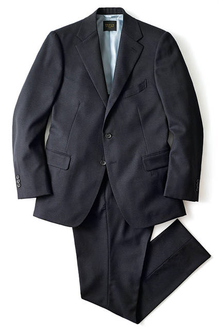 スーツ9万5000円(エディフィス)