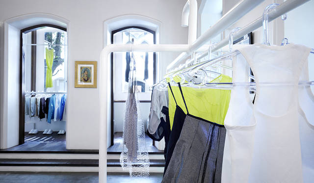 TO BUY：ムンバイで外せないショッピングスポットは？<br>ポップなデザインで現代ムンバイ・スタイルを感じさせる「ボンベイ・エレクトリック」