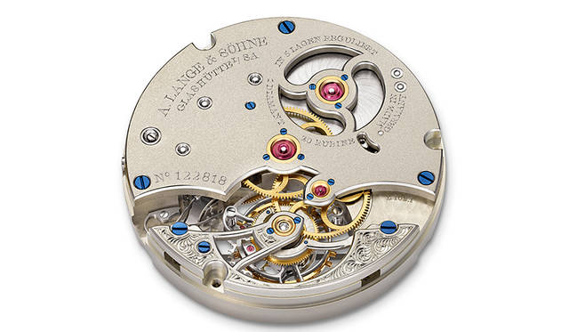 <strong>1815 トゥールビヨン ハンドヴェルクスクンスト</strong><br />ケース｜18Kピンクゴールド<br />直径｜39.5mm<br />厚さ｜11.1mm<br />ムーブメント｜手巻き（Cal.L102.1）<br />機能｜トゥールビヨン（ストップセコンド機能、ゼロリセット機能付き）<br />ストラップ｜アリゲーター<br />防水｜3気圧<br />限定数｜30本<br />価格｜2405万1600円