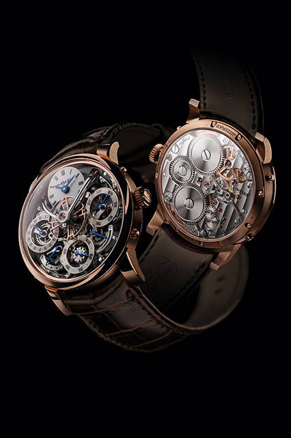 “メカニカル・プロセッサー”搭載のパーペチュアルカレンダー機構を搭載した、世界初のウォッチ。文字盤の中央で、やはり画期的な2階建て式、テンプを風防側に露出させた脱進調速機構が時を刻む<br /><br /><strong>レガシー・マシン パーペチュアル</strong><br />ケース｜レッドゴールド、またはプラチナ、シースルーバック<br />直径｜44mm<br />厚さ｜17.5mm<br />ムーブメント｜手巻き、ダブルバレル<br />パワーリザーブ｜約72時間<br />振動数｜1万8000振動／時<br />機能｜時、分、曜日、日付、レトログラード式うるう年、パワーリザーブ表示<br />ストラップ｜アリゲーター<br />防水｜30m防水<br />価格｜13万8000スイスフラン（レッドゴールド）、16万8000スイスフラン（プラチナ）