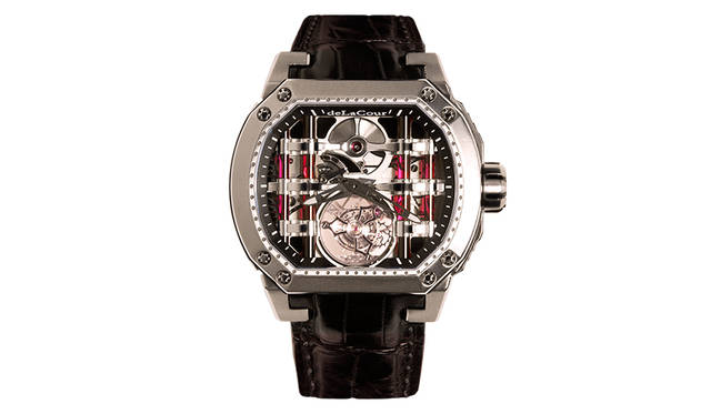 <strong>Reflect Tourbillon｜リフレクト・トゥールビヨン</strong><br />ケース｜チタン<br /> サイズ｜縦48×横52×厚さ12.5㎜<br /> ムーブメント｜自社製手巻き（Cal.DC261）<br /> 振動数｜2万1600/時<br /> 石数｜27石<br /> パワーリザーブ｜約95時間<br /> ストラップ｜クロコダイル<br /> 防水｜5気圧<br /> 限定数｜9本<br />価格｜3024万円(予価)<br />