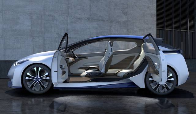 東京モーターショーで発表された自動運転のEV「IDSコンセプト」