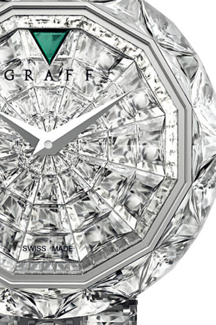 <strong>ザ・グラフスーパースター</strong><br /> ケース｜ホワイトゴールド×ダイヤモンド<br /> 直径｜38mm<br /> ブレスレット｜ラウンド＆プリンセスカット・ダイヤモンド43連ブレスレット（101石）<br /> 参考商品（2009年発表）