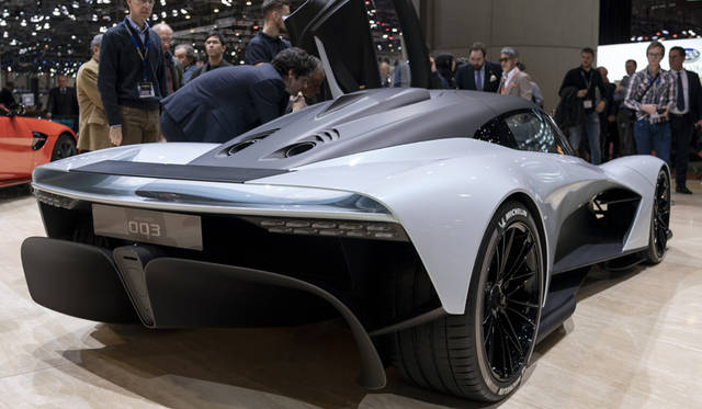 ジュネーブモーターショーで発表されたアストン マーティン プロジェクト003