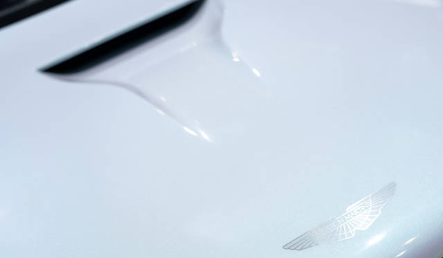 ジュネーブモーターショーで発表されたアストン マーティン プロジェクト003