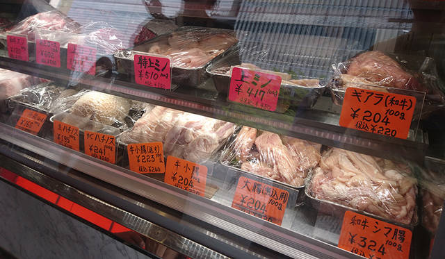 <strong>上野肉店</strong><br>住所｜東京都台東区東上野2-15-4<br>TEL｜03-3831-4321<br>営業｜9:30-18:30　無休