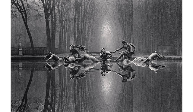 Chariot of Apollo, Study 1, Versailles, France 1988 ©Michael Kenna/RAM