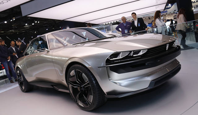 Peugeot e-Legend Concept