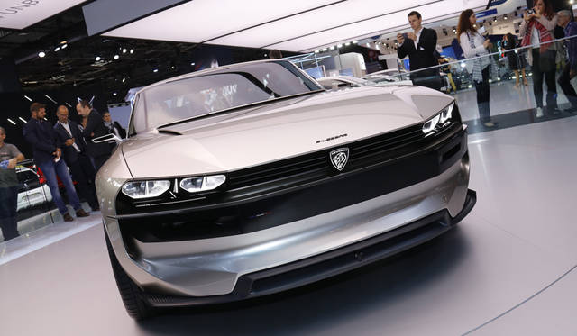 Peugeot e-Legend Concept