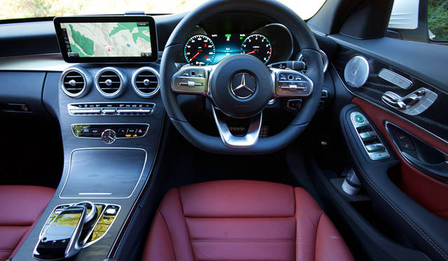 Mercedes-Benz C 200 Avantgarde｜メルセデス・ベンツ C 200 アバンギャルド