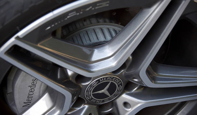 Mercedes-Benz C 200 Avantgarde｜メルセデス・ベンツ C 200 アバンギャルド