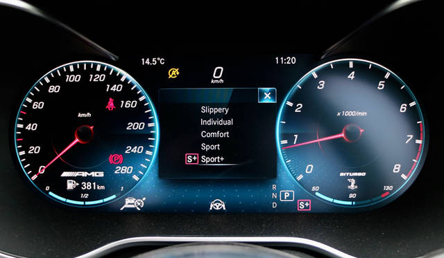  Mercedes-AMG C43 4MATIC Cabriolet｜メルセデスAMG C43 4マチック カブリオレ