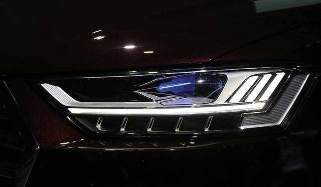 Audi A8｜アウディA8