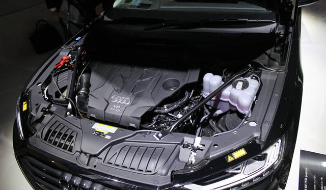 Audi A8｜アウディA8