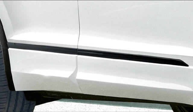 Volkswagen Tiguan TDI 4MOTION R-Line Black Style｜フォルクスワーゲン ティグアン TDI 4モーション Rライン ブラックスタイル