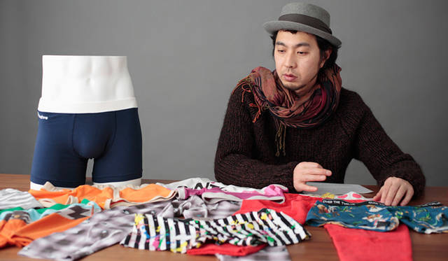 <strong>OVER THE TWELVE｜オーバー ザ トゥエルブ</strong>　2011年春夏コレクションリリース！