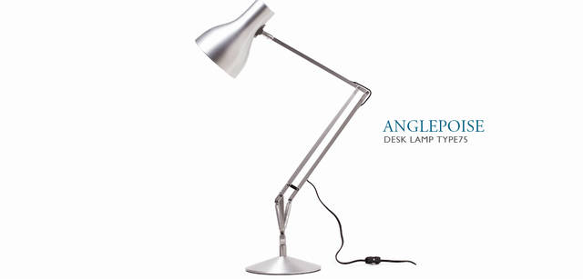 <strong>MARGARET HOWELL HOUSEHOLD GOODS｜マーガレット・ハウエル ハウスホールドグッズ</strong><br />ANGLEPOISE　DESK LAMP TYPE75｜アングルポイズ デスクランプ タイプ75　　「照明のなかでも定番と呼ぶにふさわしいアングルポイズのライト。機能的かつ、デザインとして完成された、魅力的な逸品です。男女問わず、そしてインテリアのテイストを選ばず、さまざまなタイプにあわせやすいのもお薦め」（作原文子さん）　アングルポイズ社製デスクランプ タイプ75　2万5200円（マーガレット・ハウエル ハウスホールドグッズ／マーガレット・ハウエル）