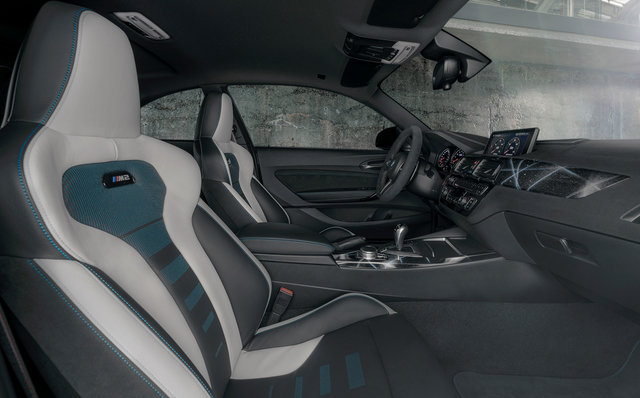 BMW M2 エディション デザインド バイ フューチュラ2000 インテリア BMW M2 エディション デザインド バイ フューチュラ2000 インテリア